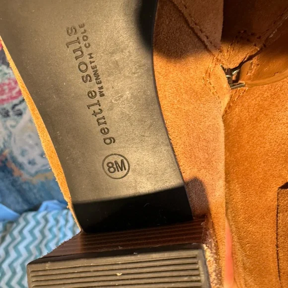 Gentle Souls)Kenneth Cole) Tan High boot, tan, 8M - Picture 4 of 8